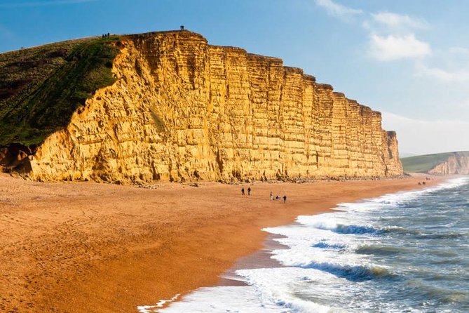 2 DAY TOUR | Jurassic Coast, Glastonbury, Stonehenge & Salisbury - The overnight gap you need to plan