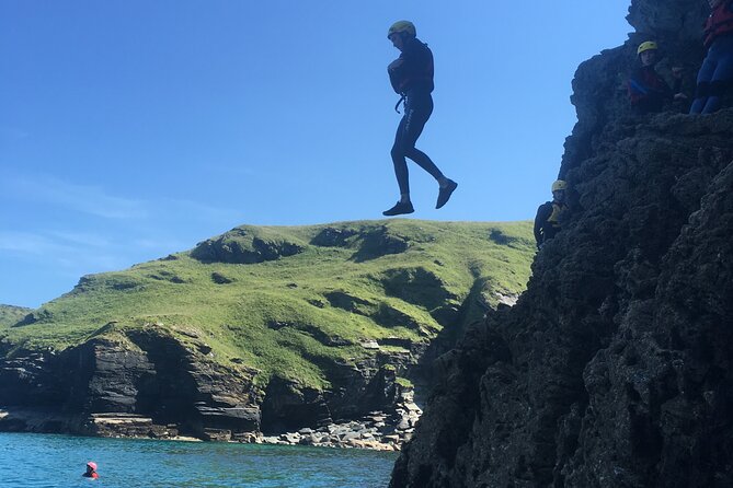 2-Hour Coasteering Adventure Near Bude - Who should book this activity?