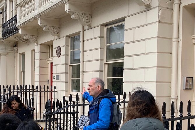2-Hour Private LGBTQ+ History Tour of London with a Licensed Guide - A landmark lesbian novel and London’s LGBTQ+ bookshop