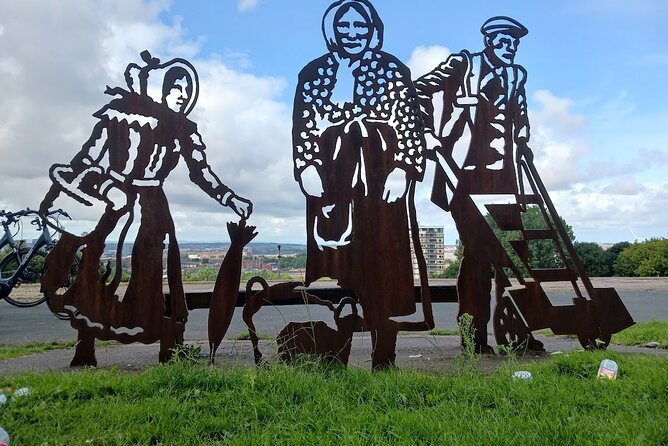 3 Hours Football Stadiums E-Bike Tour in United Kingdom - Stanley Park and Goodison Park