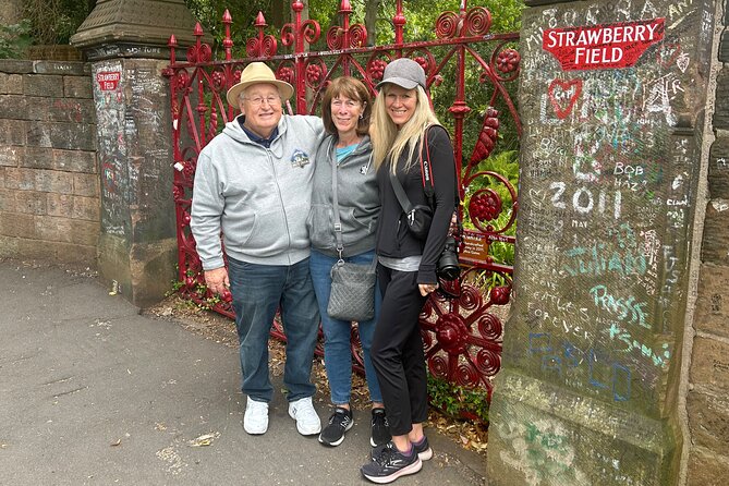4 Hour Private Beatles Tour in Liverpool - The Beatles Statue and Ringo Starr’s childhood