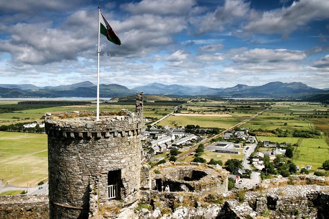 5-Day Discover Wales Small-Group Tour from London - Day two: Beddgelert and Harlech Castle