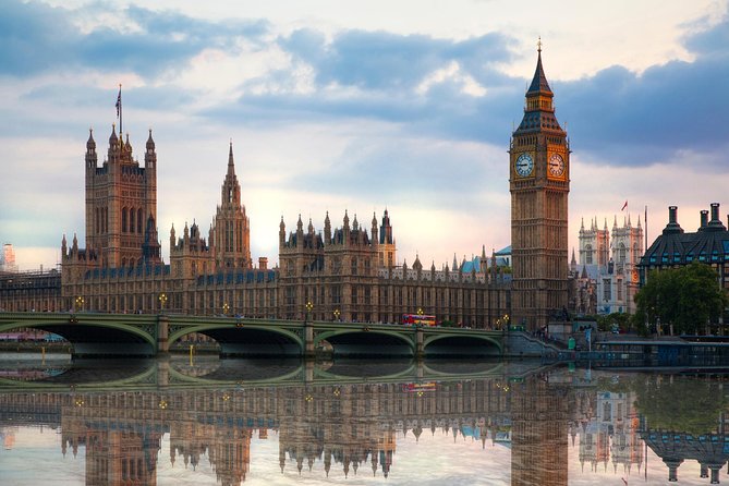 7 Day Winter Tour of England and Scotland starting from London - London begins with landmarks, not long museum visits
