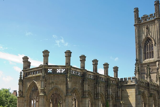 A Walk Through Time: History of Liverpool Walking Tour - Finding medieval Liverpool at the parish church gardens