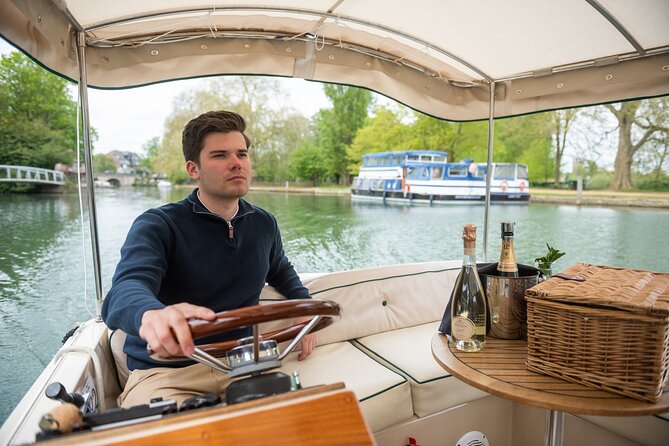 Afternoon Tea Sightseeing River Cruise in Oxford - How much sightseeing will you really get?