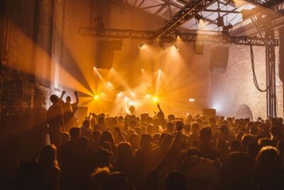 Amazing Nightlife in London East Tour