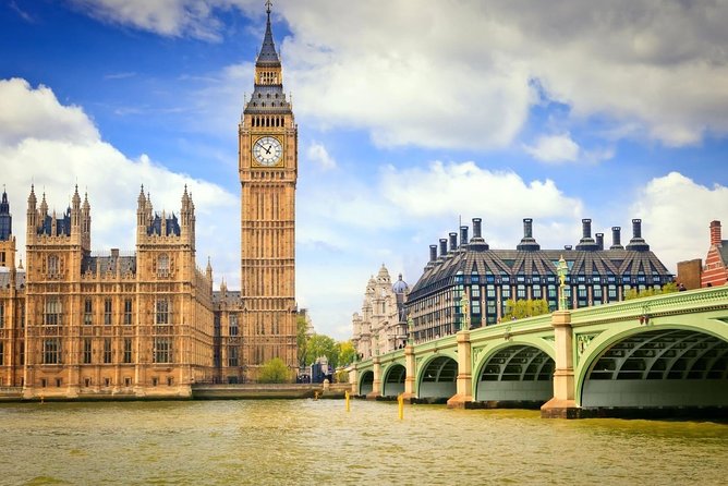 Arrival Transfer: Heathrow Airport LHR to London by Luxury Van - Safety and comfort details