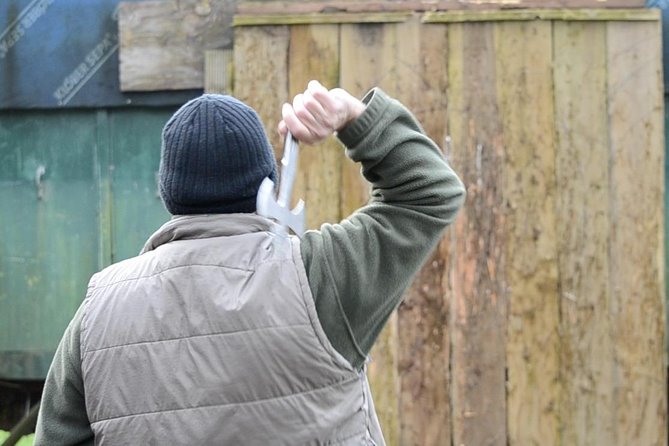 Axe Throwing Session - One Hour - Your first few throws