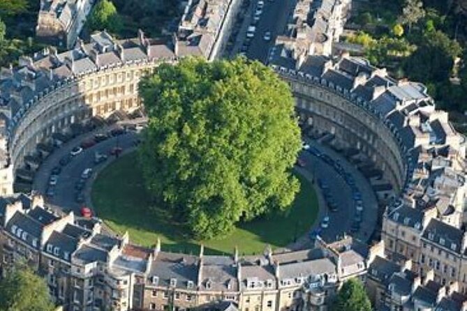 Bath: Local Pubs & Historic Sights Walking Tour (3h) - Royal Crescent, Queen Square, and the first refreshment