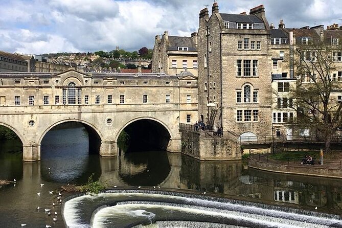 Bath Public Walking Tour including Bath Abbey - The Roman Baths, explained but not entered