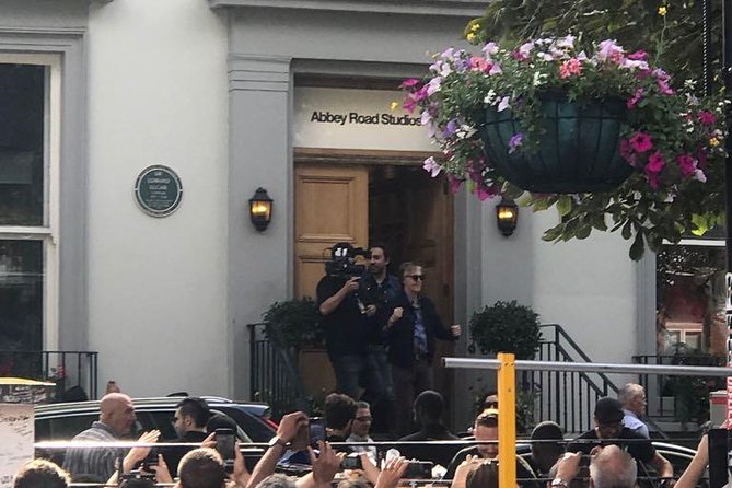 Beatles Fab 4 London Taxi Tour - Four hours in a private London taxi