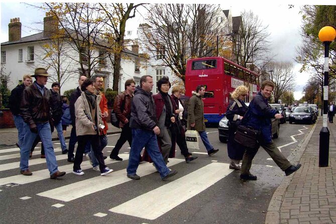 Beatles Magical Mystery Tour - Penny Lane and the power of a street sign