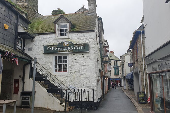Beyond Paradise TV Show Locations Tour - The Guildhall and the Shipton Abbott police station
