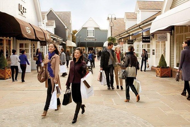 Bicester Village Private Vehicle Round Trip Service from London - Picking the right vehicle for your group