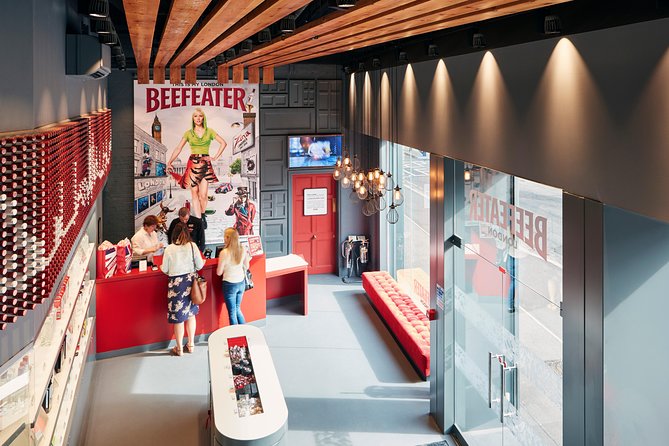 Borough Market & Beefeater Gin Distillery Tour - Two hours at the market, with lunch on your own terms
