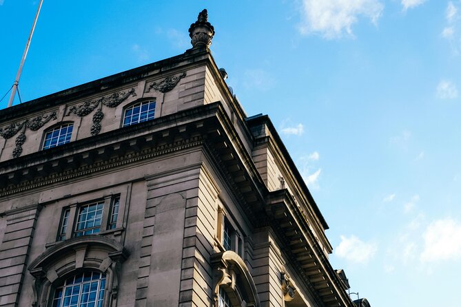 Bridgerton Tour in London - Why this Mayfair walk works for Bridgerton fans