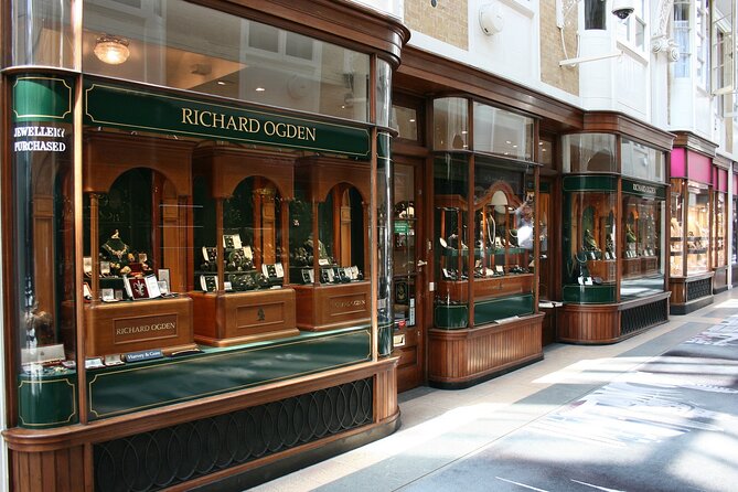 Bridgerton Tour in London - Savile Row and the craft of dressing the elite
