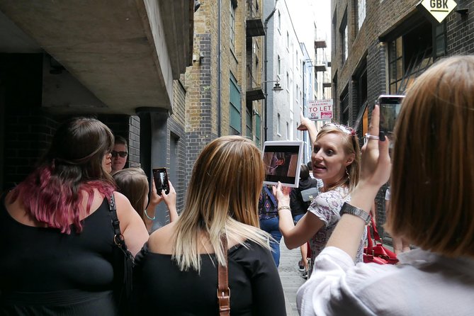 Bridget Jones Walking Tour of Locations - Pace, walking effort, and group size