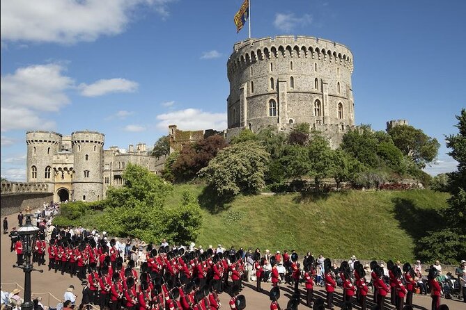Buckingham Palace and Windsor Castle Escorted Tour from London - Windsor Castle and its State Apartments