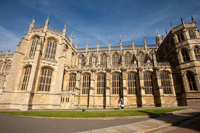 Buckingham Palace and Windsor Castle Escorted Tour from London - Who will enjoy this royal day