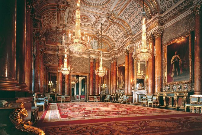 Buckingham Palace and Windsor Castle Self-Guided Tour with Coach - Who will enjoy this format most