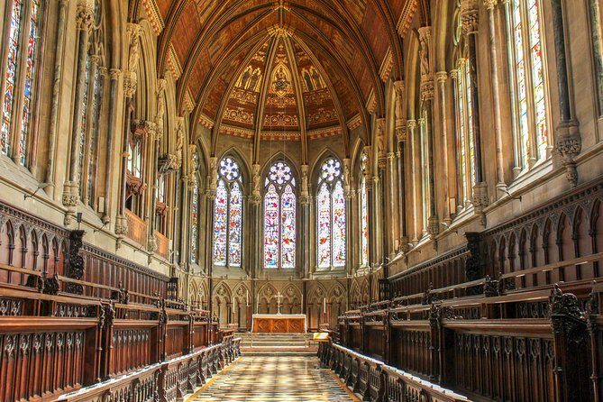Cambridge University Walking Tour - King’s Parade, King’s College, and the Corpus Clock