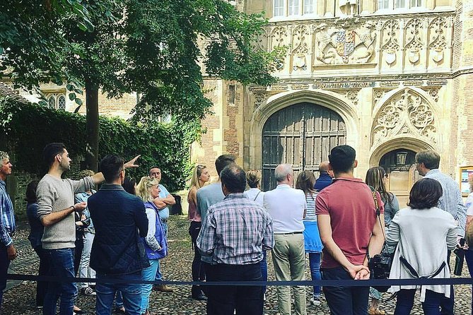 Cambridge University Walking Tour by Alumni™ Kings College Option - The Corpus Clock and the Eagle pub