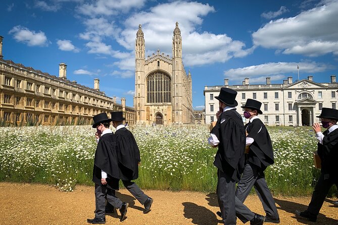 Cambridge University With Alumni: Optional Kings College Entrance - Along the Backs to Clare and the River Cam