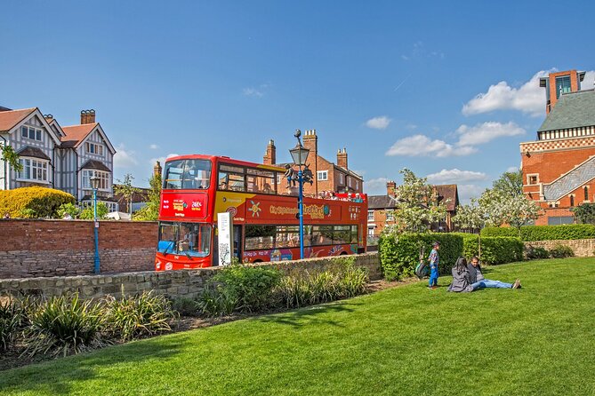 City Sightseeing Stratford-upon-Avon Hop-On Hop-Off Bus Tour - Commentary, drivers, and the quality of the ride