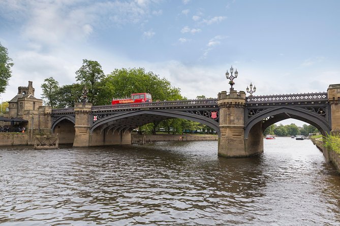 City Sightseeing York Hop-On Hop-Off Bus Tour - Stops 19 to 21: the station, Memorial Gardens, and Museum Street