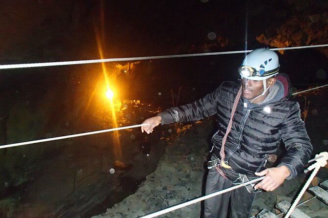 Climb in the Mine - Why the fixed cable matters