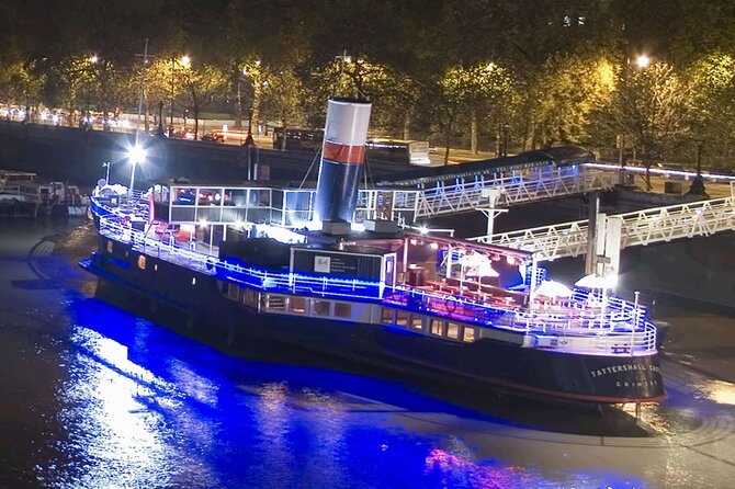 Comedy Night on The River Thames - What happens between 7pm and 8pm