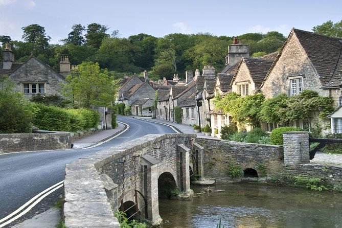 Cotswolds, Oxford & Blenheim Palace Private Tour - Hotel pickup - Blenheim Palace, Churchill, and the lake