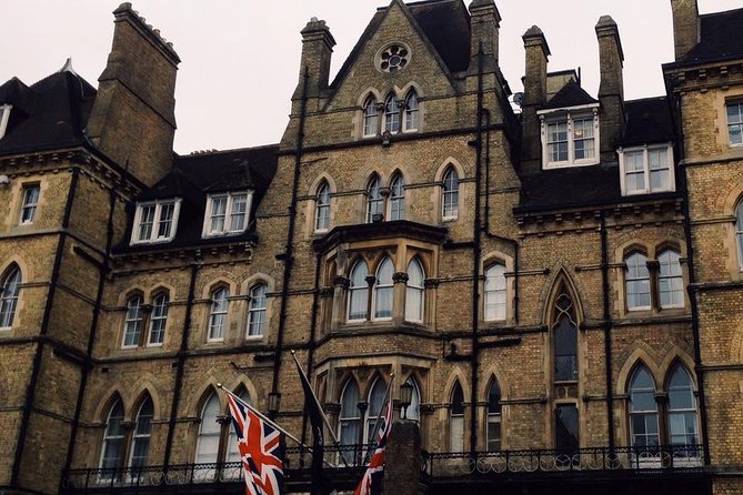 Cotswolds Villages and Oxford Full Day Tour from London - Guides and commentary make the difference