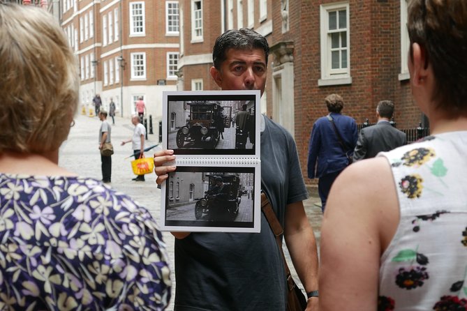 Downton Abbey London Walking Tour - Anna and Bates in London