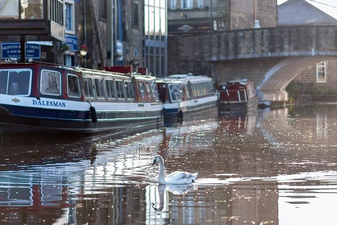 Drinks Ahoy - A canal cruise with a party feel