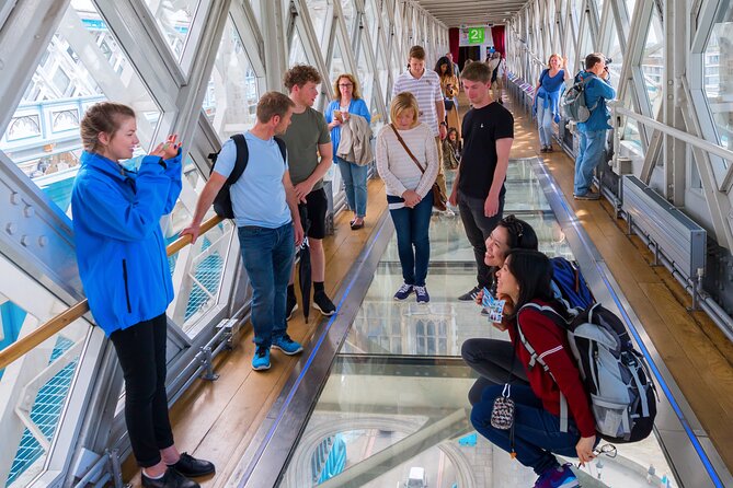 Easy Access Tower Bridge and Engine Room & Scenic Thames Cruise - Why the guide can make or break the morning