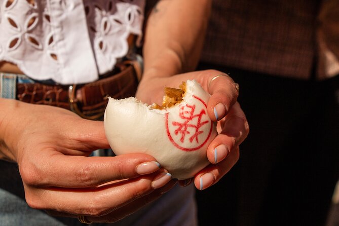 Eating London: Twilight Soho VIP Food & Drinks Tour - Lahpet brings Burmese cooking into the picture
