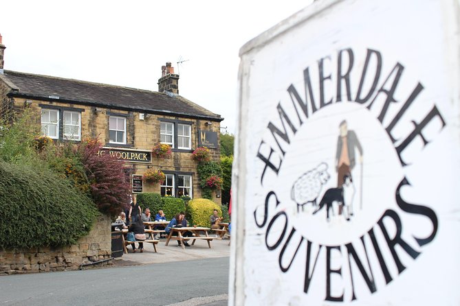 Emmerdale Classic Locations Bus Tour from Leeds - Key points about the Emmerdale locations tour