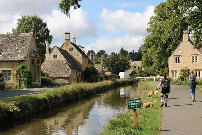 Explore the Cotswolds (Private Day Tour from London) - Burford, the gateway town, and the return drive