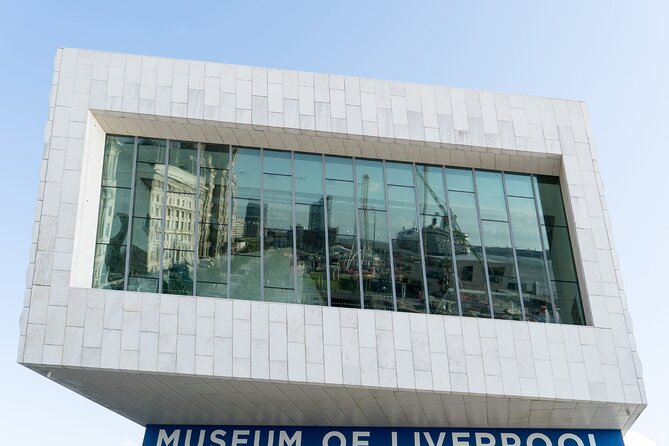 Football Experience With A Local Host In Liverpool - Three hours on foot, with transport costs kept in mind