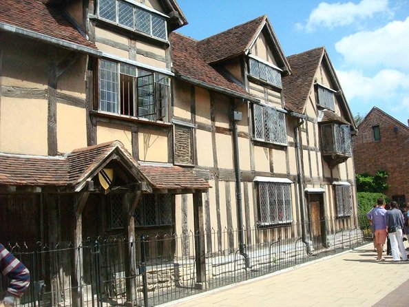 From London: Shakespeare's Stratford-upon-Avon Day Trip by Coach - Shakespeare’s Birthplace: the main event