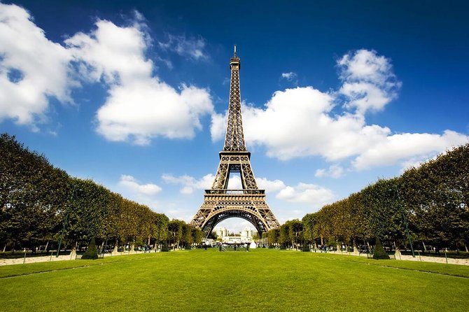 Guided Luxury Paris Day Trip with Optional Lunch at the Eiffel Tower - The Louvre stop and limited free time