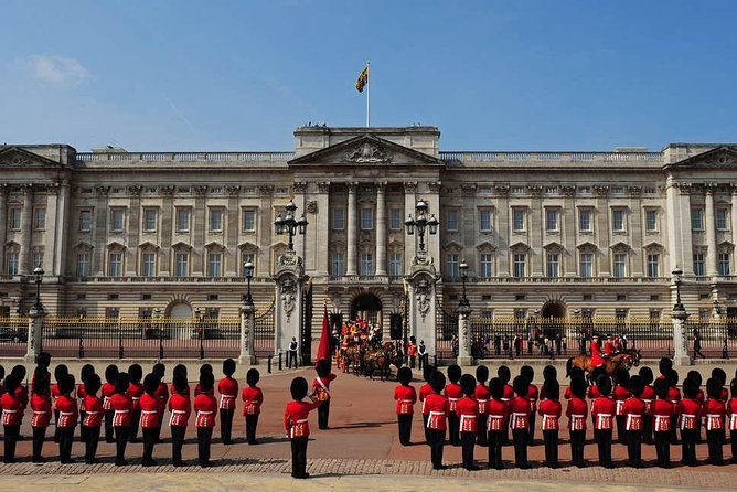Half day London Private Tour in Executive Luxury Vehicle - Westminster Abbey, Parliament, and Big Ben