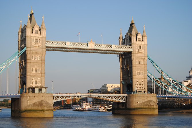 Half-Day Private Chauffeur-Driven Tour of London - Kensington Palace and the one-hour option