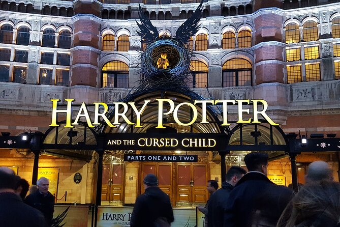 Harry Potter Private Tour in London - Big Ben and a famous London backdrop