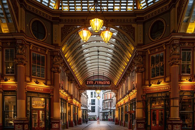 Harry Potter's most comprehensive and exclusive tour in London - Leadenhall Market and the journey into the City