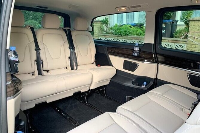 Heathrow Airport To Oxford Private Transfer - Meeting your driver inside Heathrow
