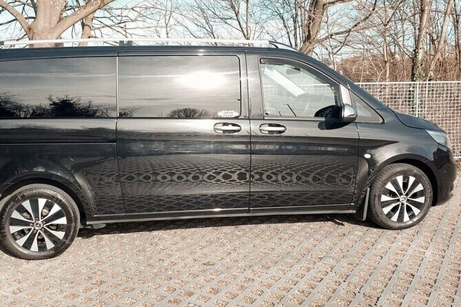 Heathrow Airport To Oxford Private Transfer - Standard or executive vehicle choices