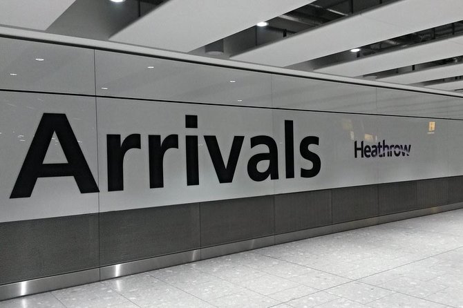 Heathrow Airport to Southampton Port or Hotel Private Airport Arrival Transfer - Finding your chauffeur at Heathrow